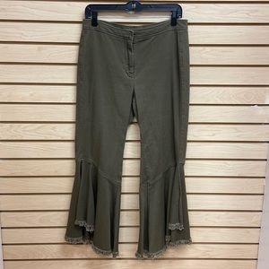 Guest Editor women high fashionable pants Size 6